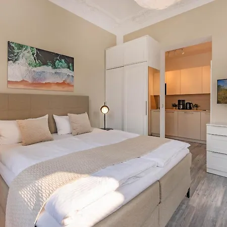 Carmen Sandburg Апартаменты *