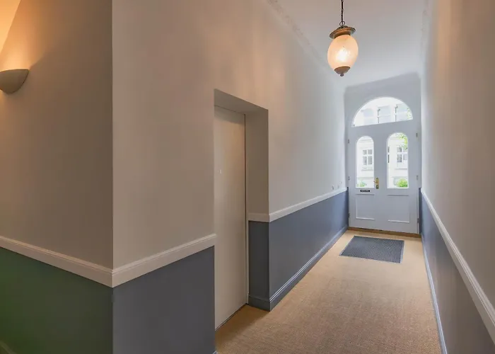 Carmen Sandburg Apartman *